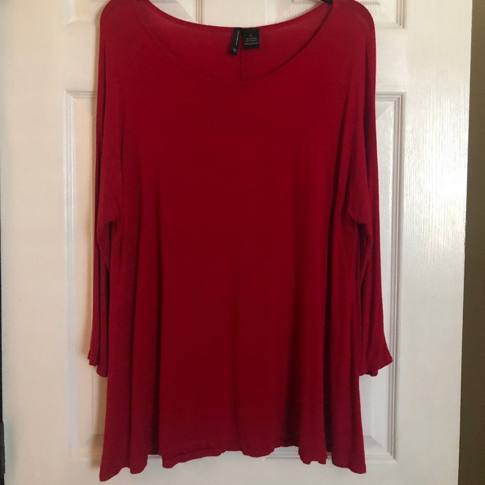NEW DIRECTIONS SIZE L RED TUNIC